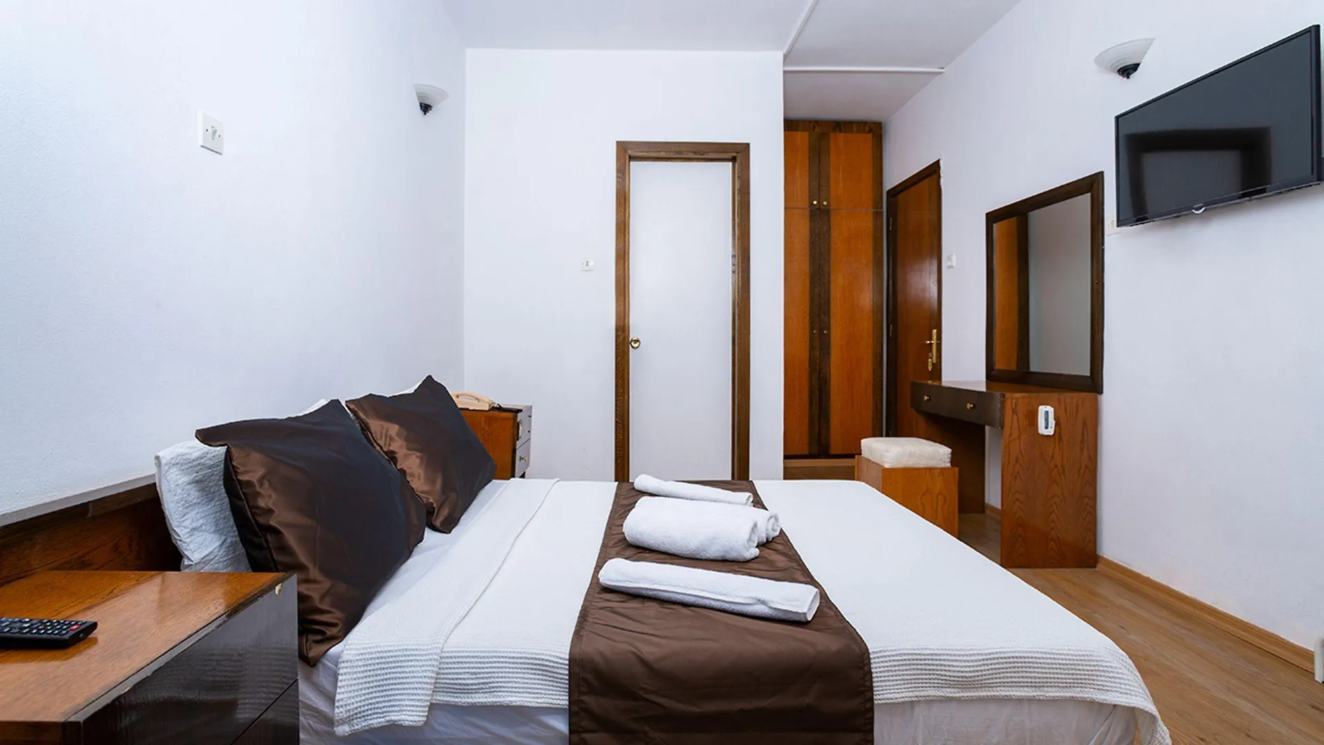 Kabasakal Otel Çeşme