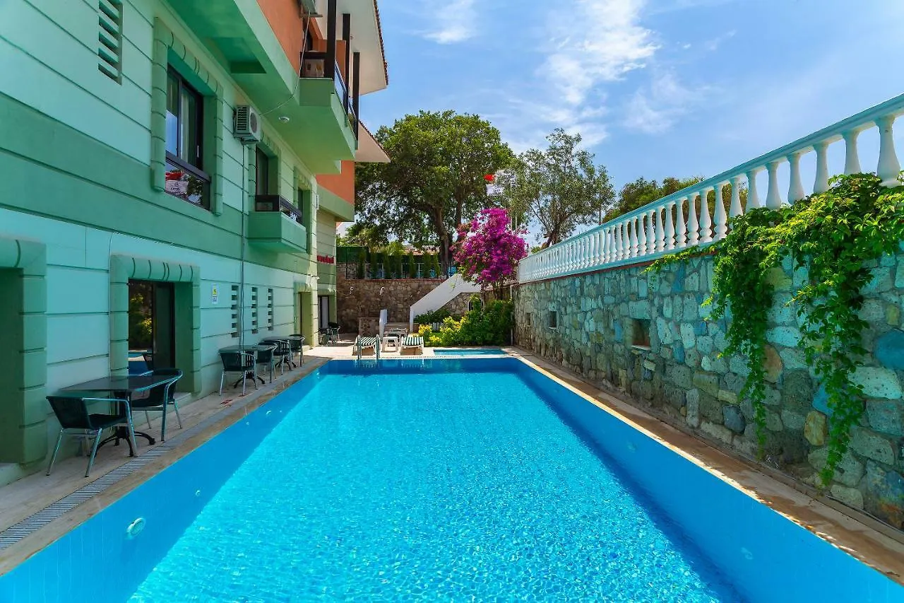 Kabasakal Otel Çeşme