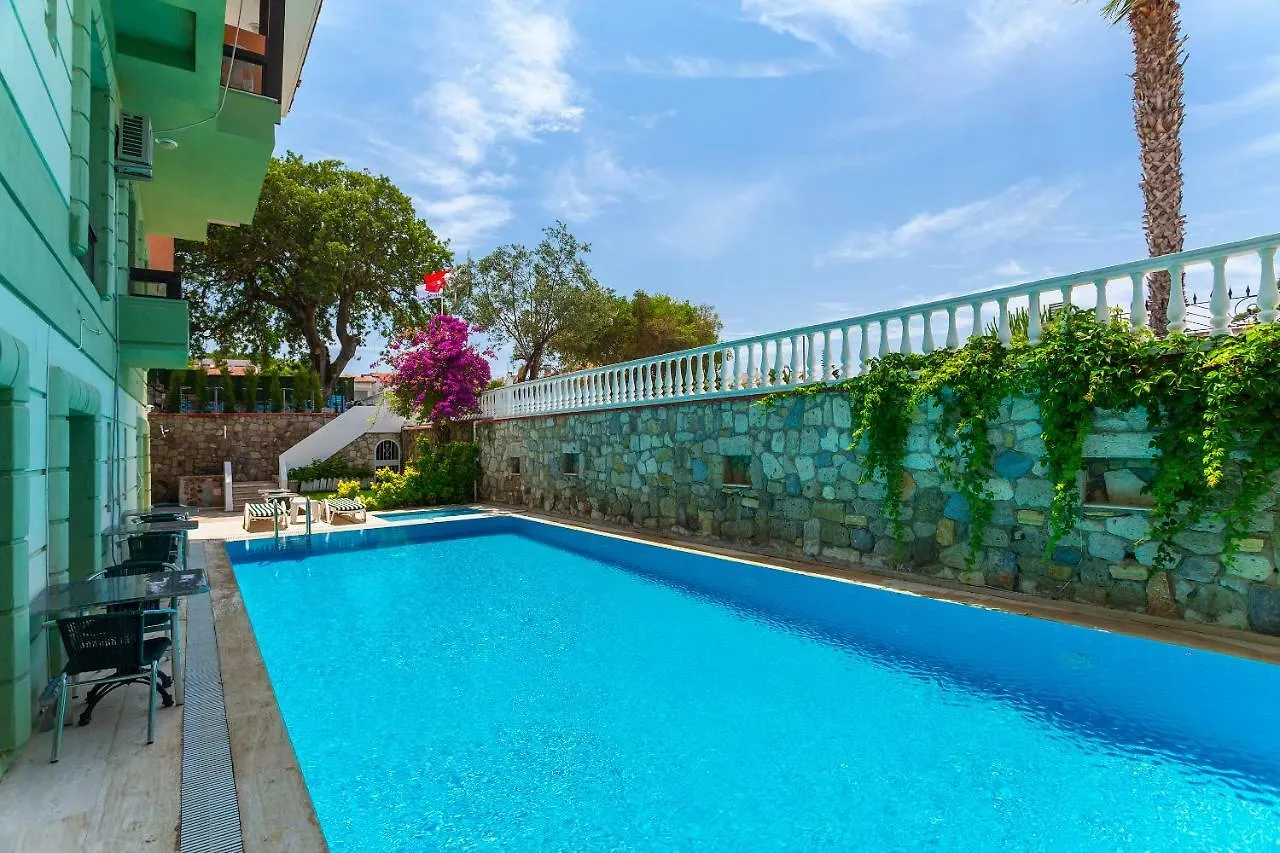 Kabasakal Otel Çeşme