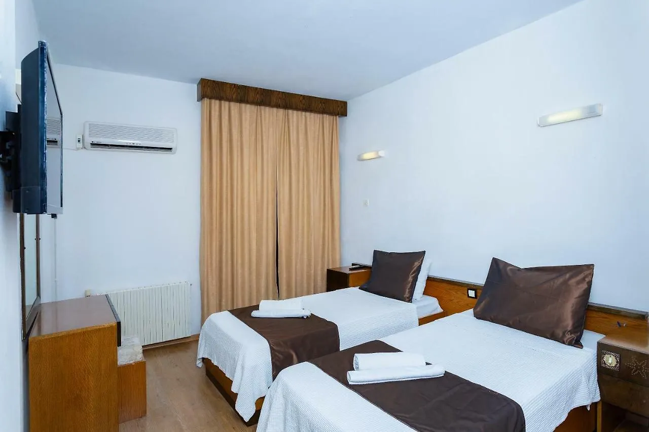 B&B Kabasakal Otel Çeşme